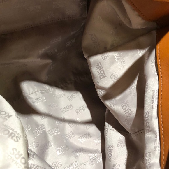 Michael Kors Bag - Picture 4 of 8